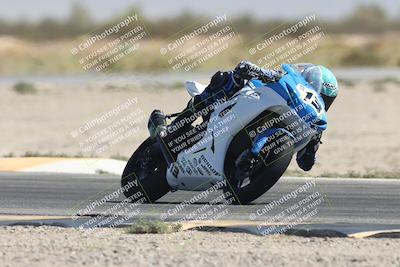 media/Oct-04-2025-CVMA (Sat) [[408bcdd6e4]]/Race 4-Formula Middleweight (Holeshot)/